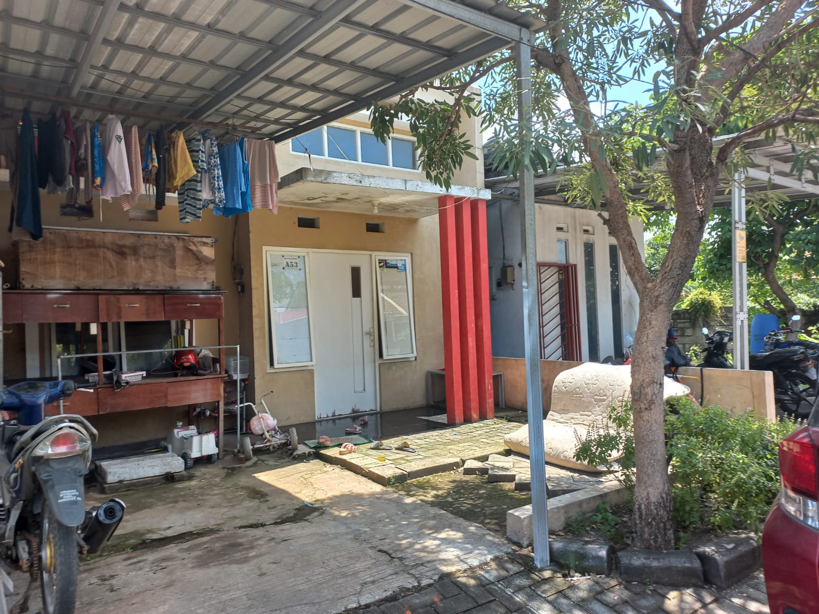 Kost Flamboyan 18