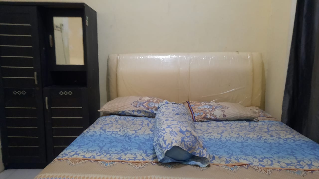 Kost Anggrek 7